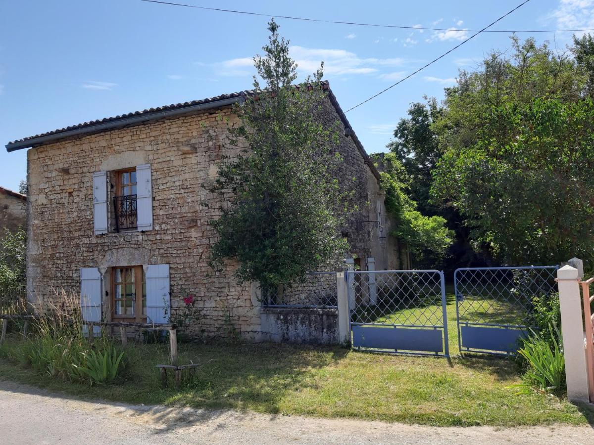 Wisteria Cottage Les Adjots エクステリア 写真